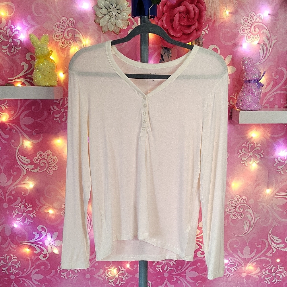 GAP Cream Long-Sleeve Henley Top